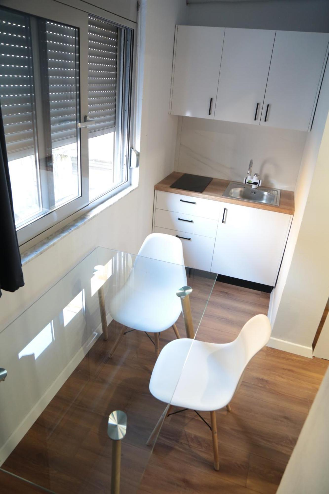 Be Solei Studio Apartments Sol 1 تيرانا المظهر الخارجي الصورة