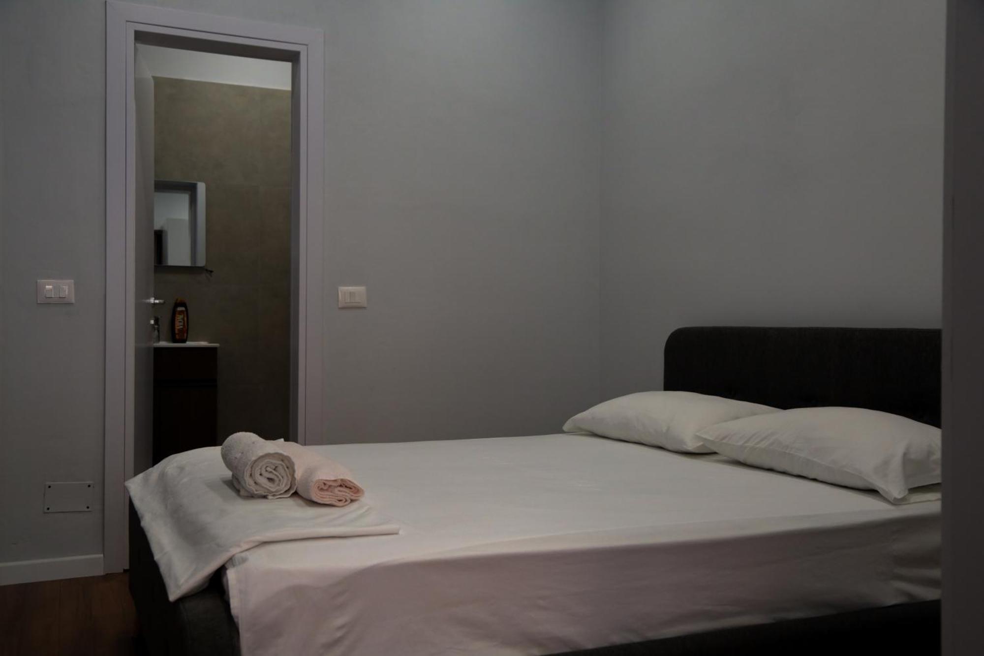 Be Solei Studio Apartments Sol 1 تيرانا المظهر الخارجي الصورة